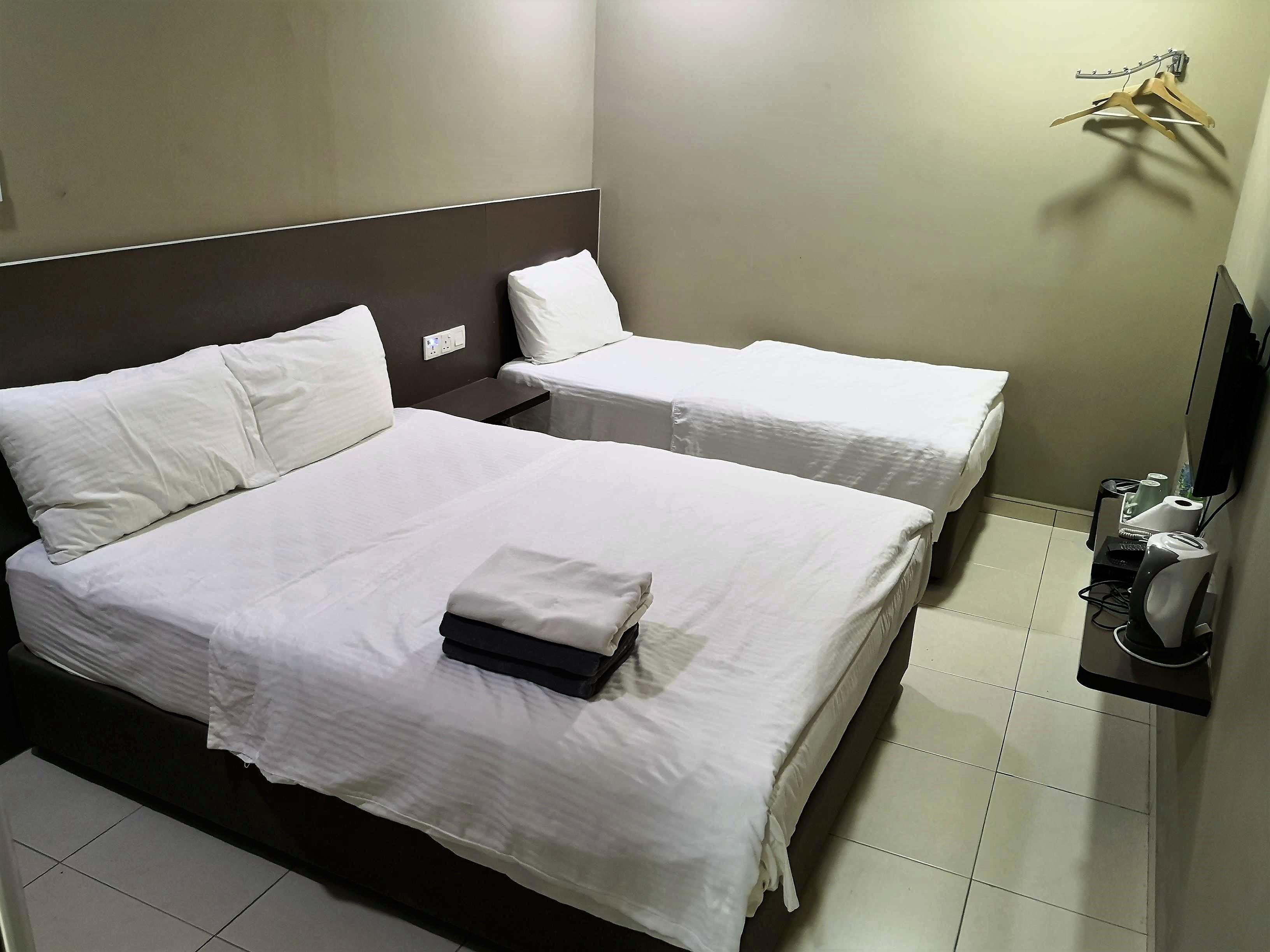 Tropika Garden Hotel Kulai Джохор-Бару Экстерьер фото