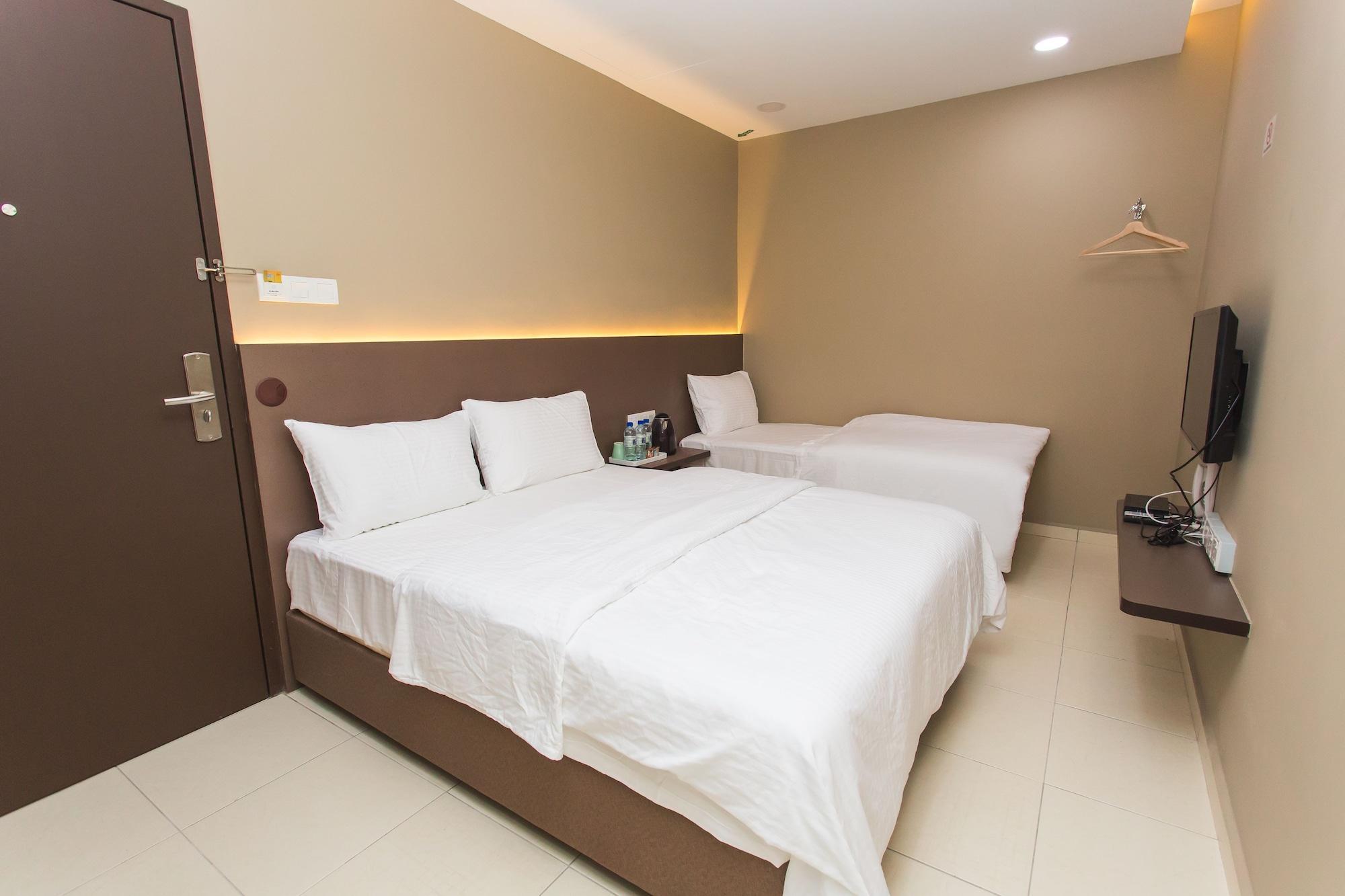 Tropika Garden Hotel Kulai Джохор-Бару Экстерьер фото