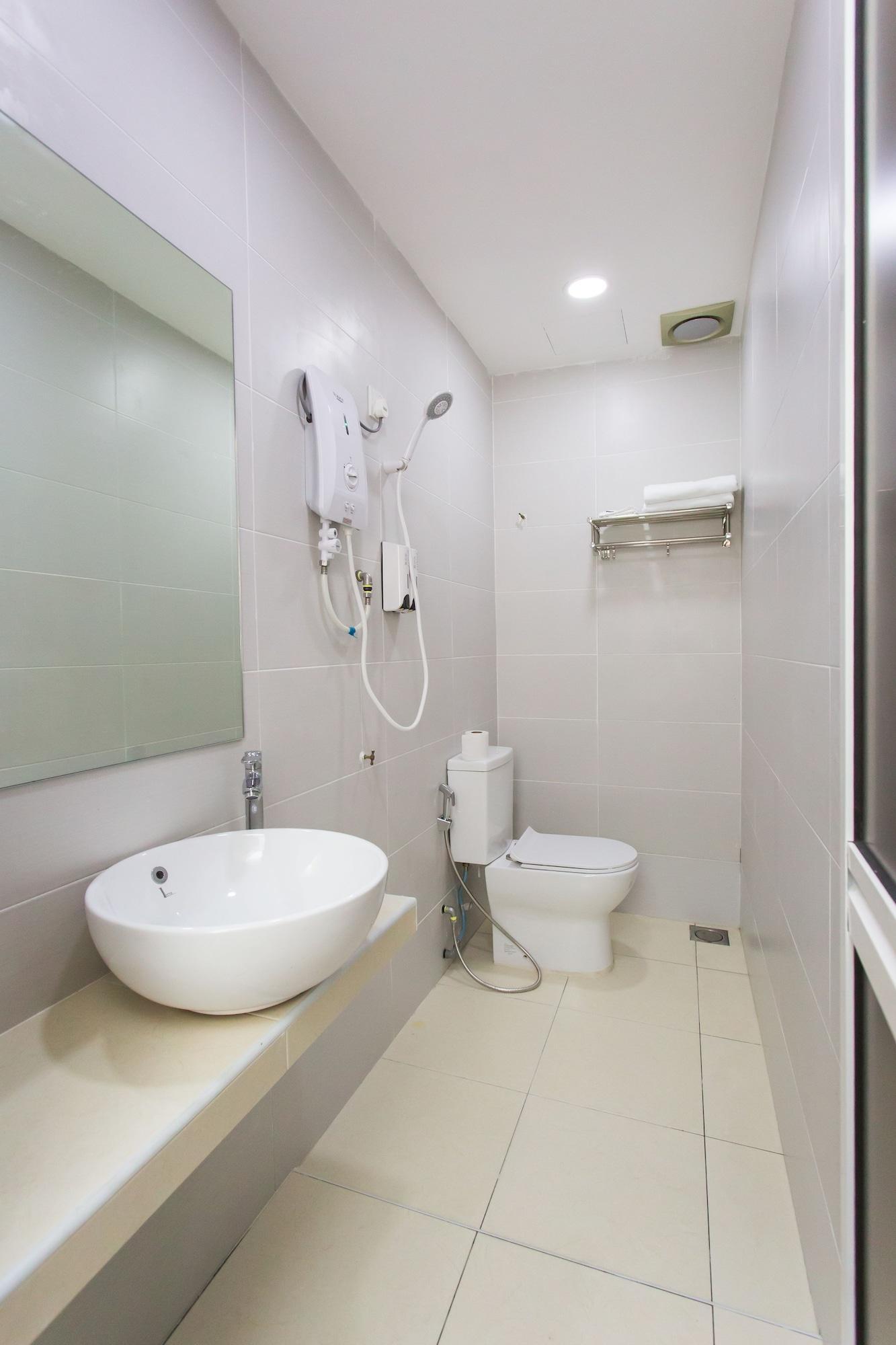 Tropika Garden Hotel Kulai Джохор-Бару Экстерьер фото